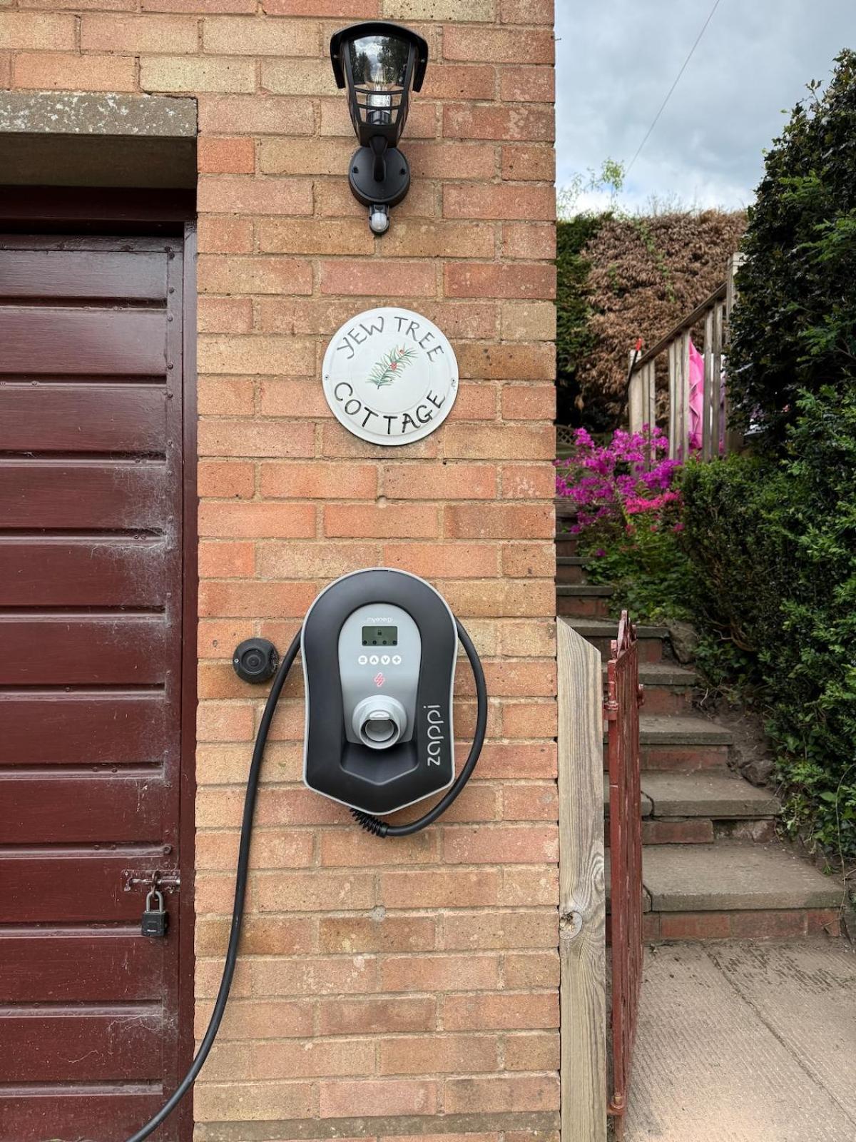 Yew Tree Cottage - Walks From The Door Colwall ภายนอก รูปภาพ